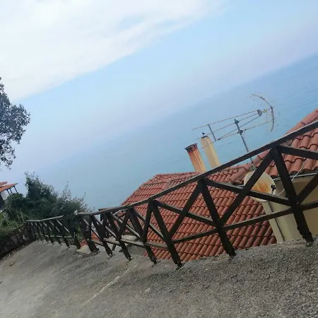 Uranous Blue Luxury Agios Ioannis Papa Nero * Agios Ioannis (Thessaly)